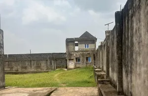 20bdrm Mansion in Alike, Isiwu, Isiu for sale