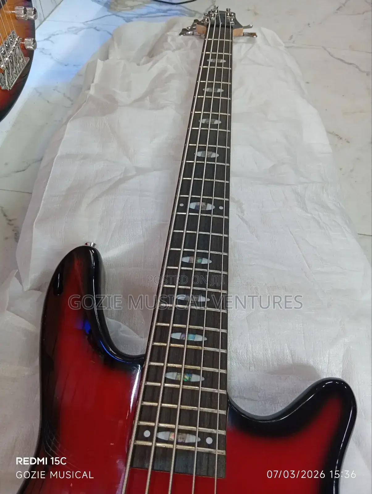 Five Strings Wellsound Bass Guitar
