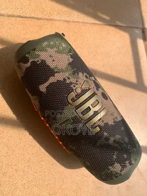 JBL Charge 5 Speaker