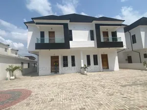 4bdrm Duplex in Harris Drive By Vgc for rent