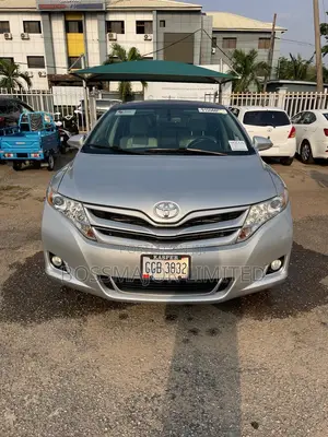 Toyota Venza XLE AWD 2013 Silver