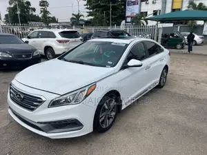 Hyundai Sonata Sport PZEV 4dr Sedan (2.4L 4cyl 6A) 2015 White