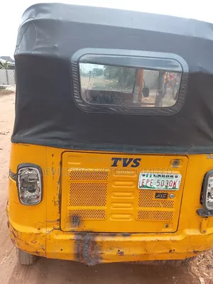 TVS King Deluxe Plus iTouch Start 2023 Yellow