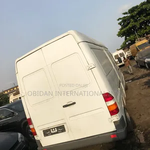 Mercedes-Benz Sprinter 2002 White
