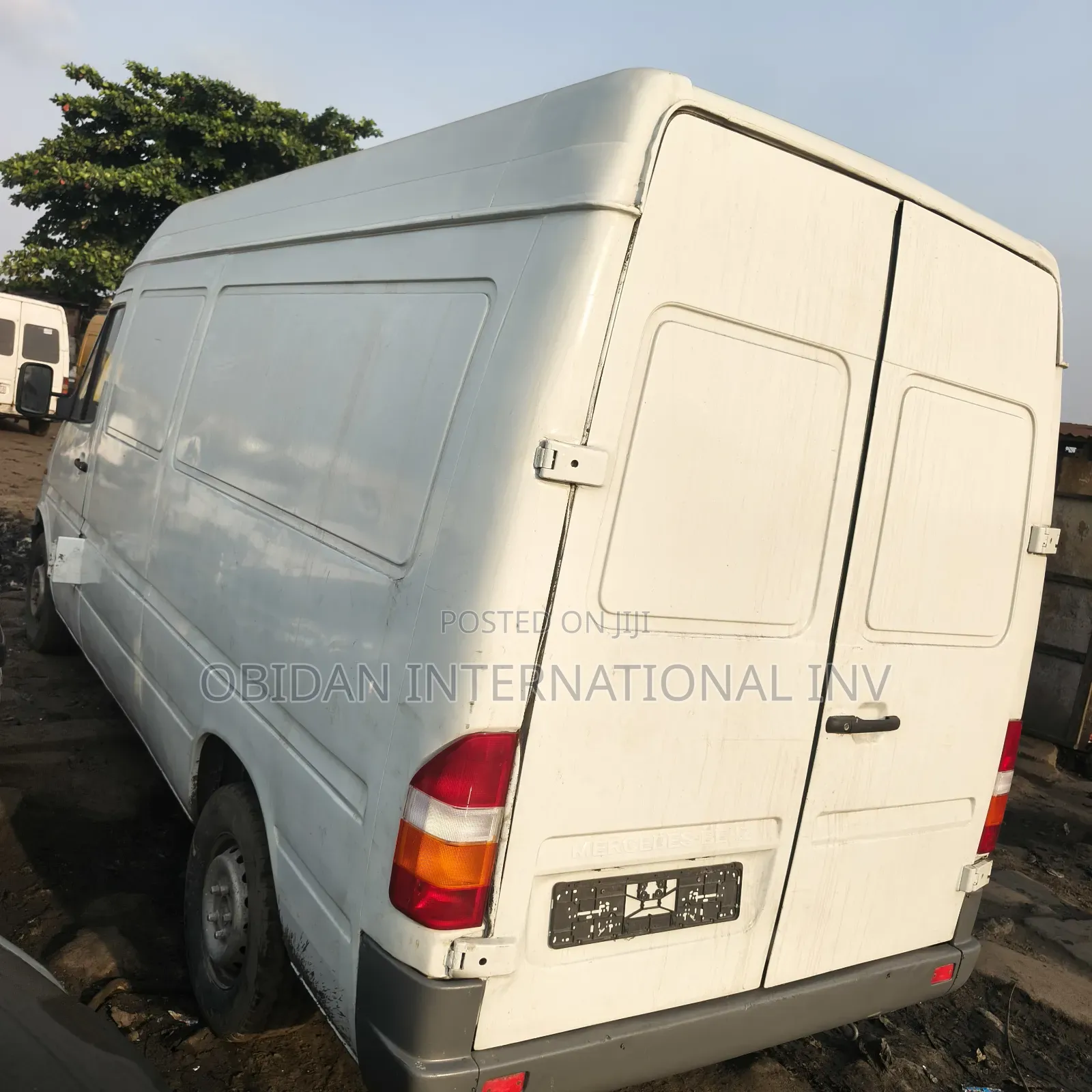 Mercedes-Benz Sprinter 2002 White