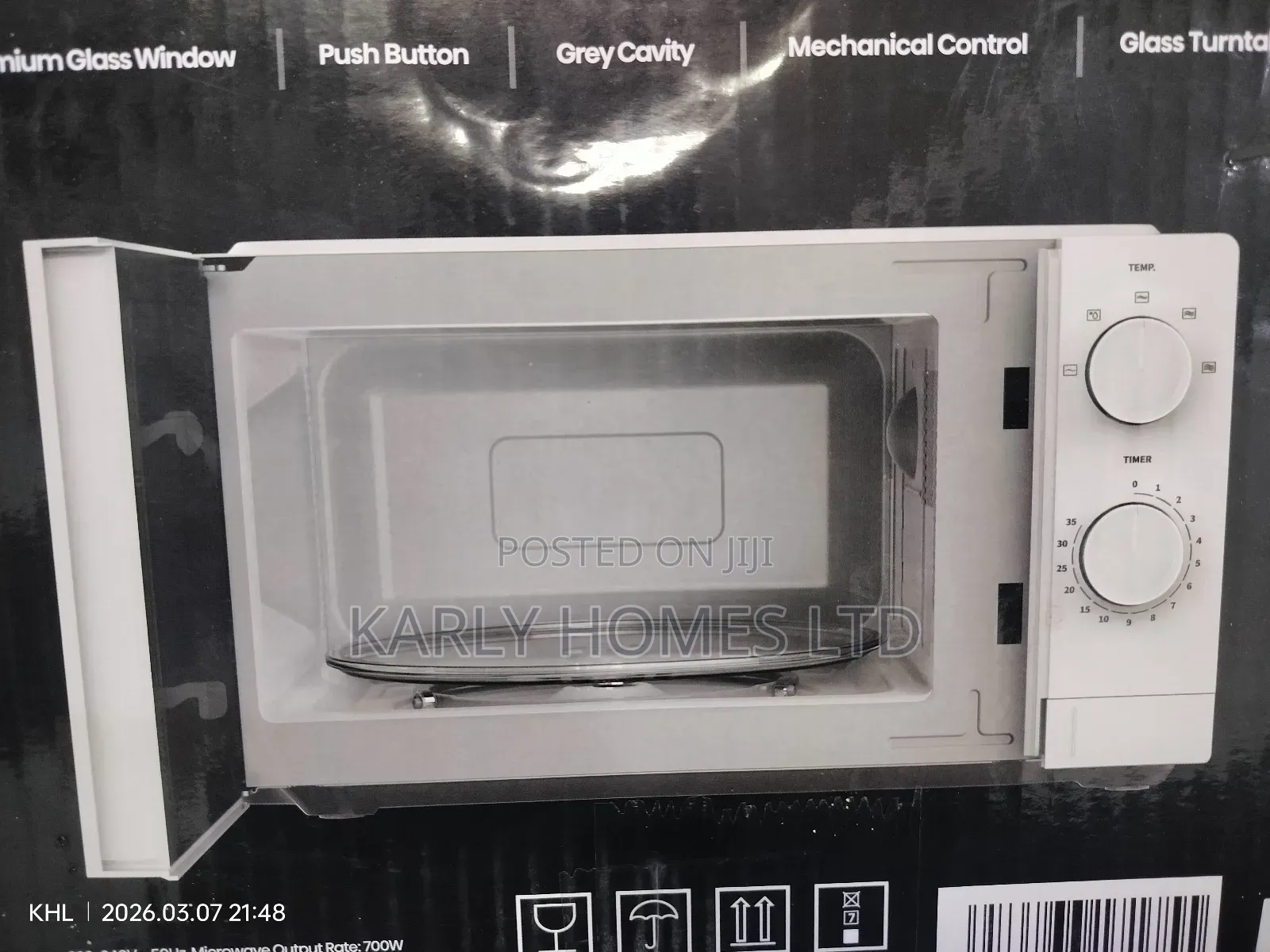 * Compact Powerful Microwave Oven*