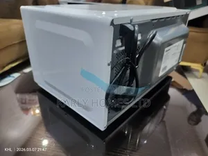 * Compact Powerful Microwave Oven*