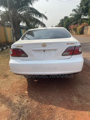 Lexus ES 330 Sedan 2004 White