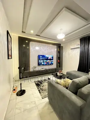 Clean 1 Bedroom Apartment