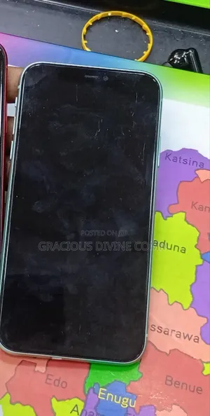 Apple iPhone 11 64 GB Green