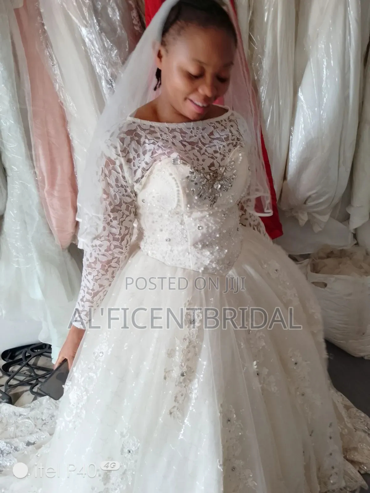 Rent Luxury Wedding Gown