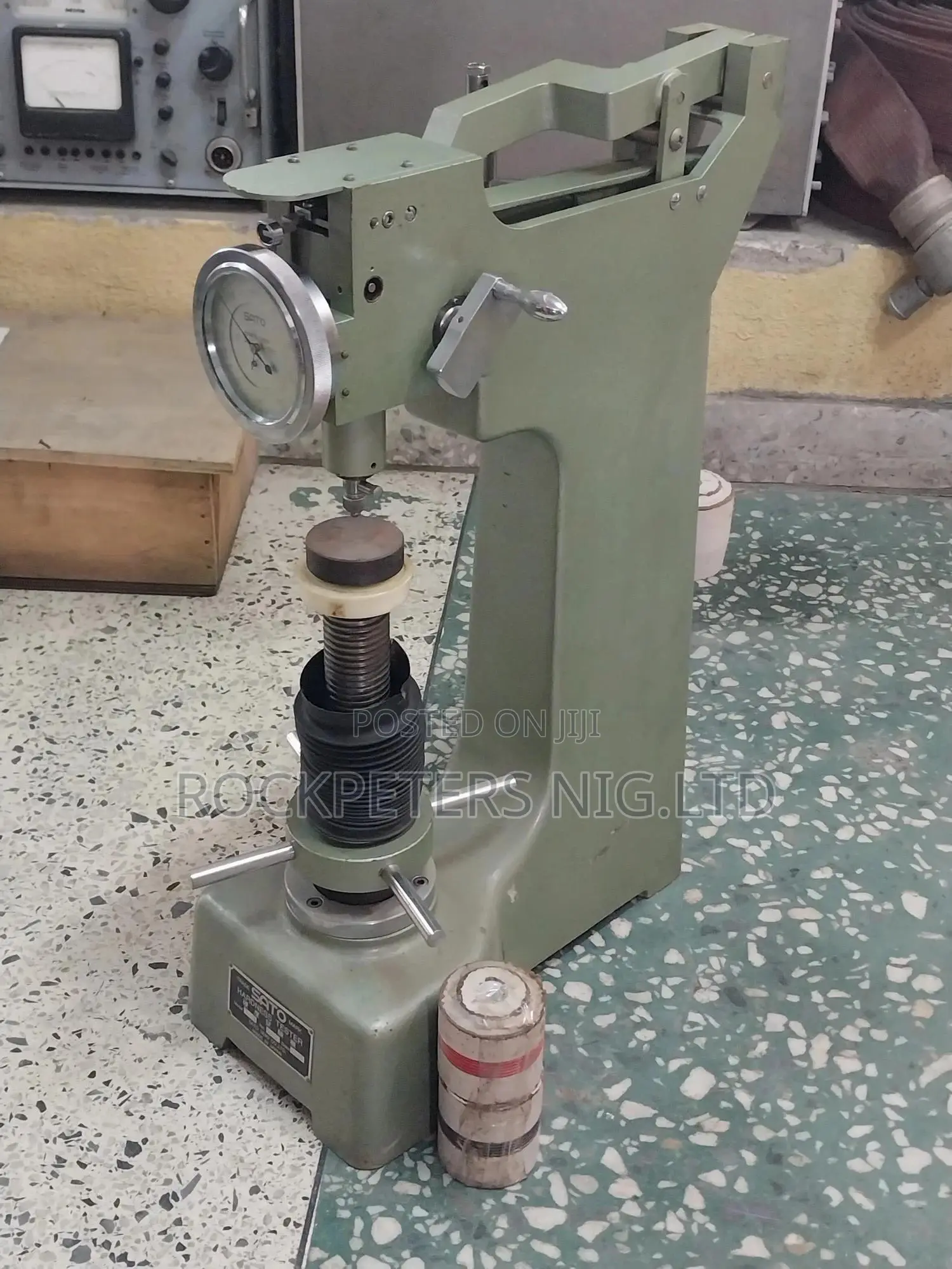 Sato 3r Hardness Tester