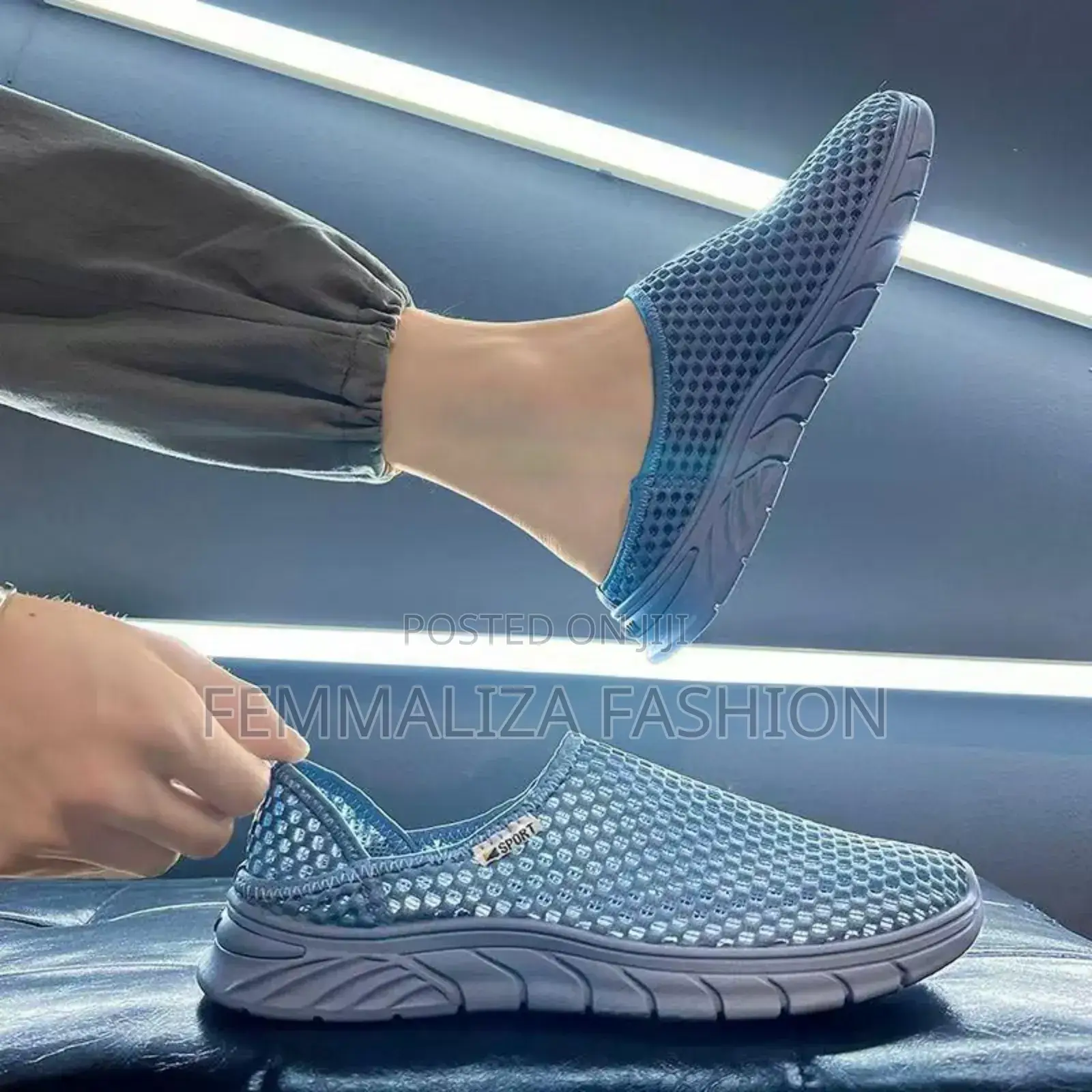 Easy Wear Unisex Sport Shoe