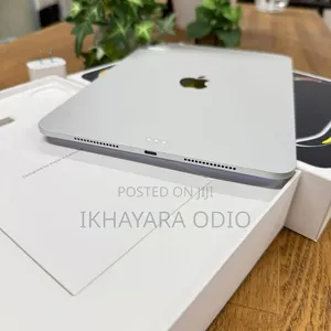 Apple iPad Pro 11 (2024) 1 TB Black