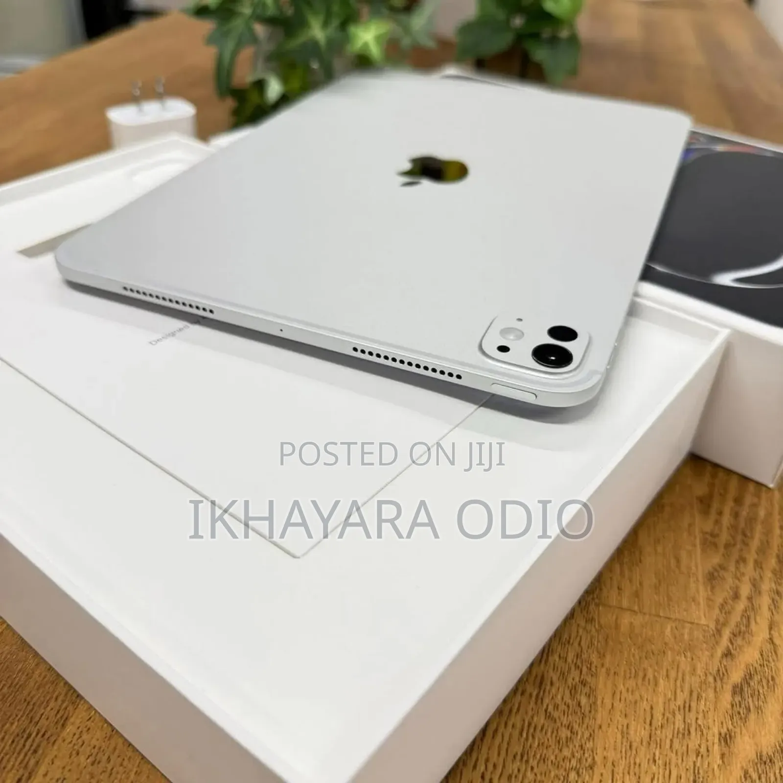 Apple iPad Pro 11 (2024) 1 TB Black