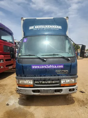 Mitsubishi Canter 2002 Blue