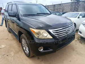 Lexus LX 570 2012 Black