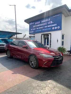 Toyota Camry XSE V6 4dr Sedan (3.5L 6cyl 6A) 2016