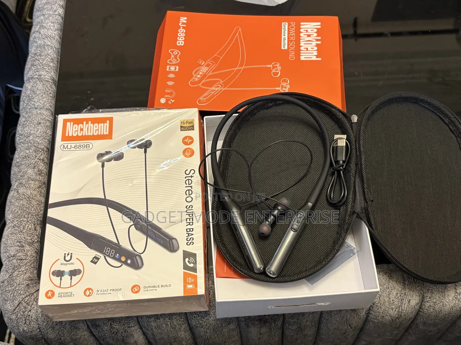 Mj-689b Wireless Bluetooth Neckband Earphone