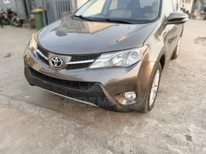 Toyota RAV4 Limited 4dr SUV AWD (2.5L 4cyl 6A) 2014 Brown
