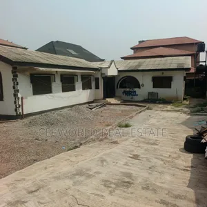 5 Bedroom Bungalow