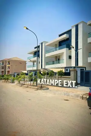 5bdrm Townhouse/Terrace in Katampe Extension for sale