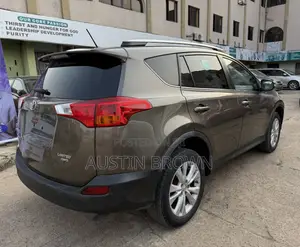 Toyota RAV4 Limited 4dr SUV AWD (2.5L 4cyl 6A) 2014 Brown