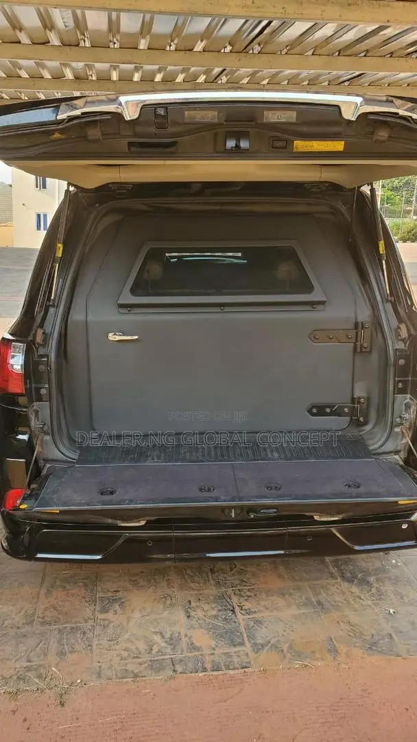 Lexus LX 570 AWD 2013 Black