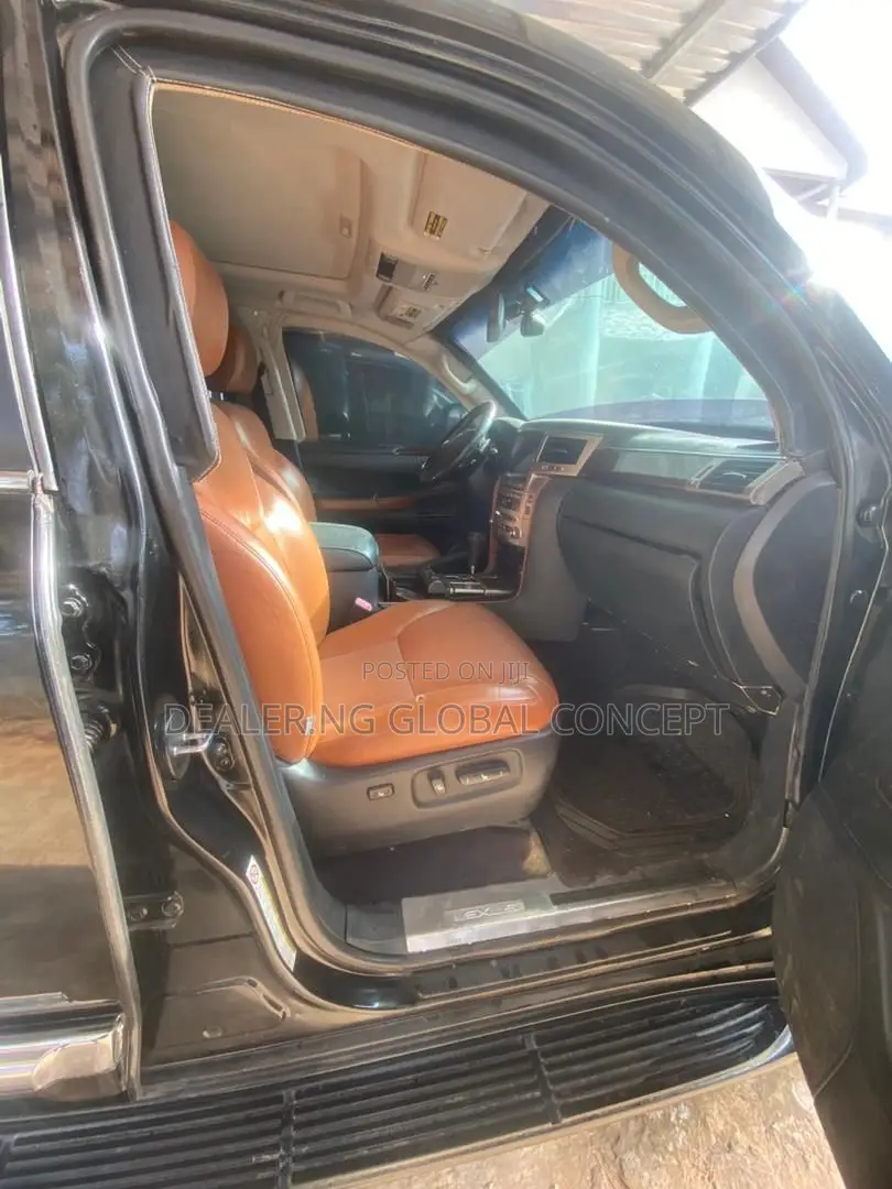 Lexus LX 570 AWD 2013 Black