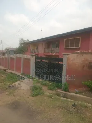 3bdrm Block of Flats in Ibadan for sale