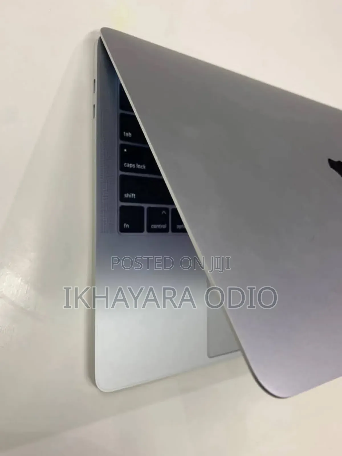 Laptop Apple MacBook 2019 16GB Intel Core i7 SSD 512GB