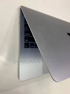 Laptop Apple MacBook 2019 16GB Intel Core i7 SSD 512GB