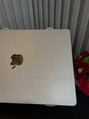 Laptop Apple MacBook Pro 2021 M1 32GB Apple M1 Pro SSD 512GB