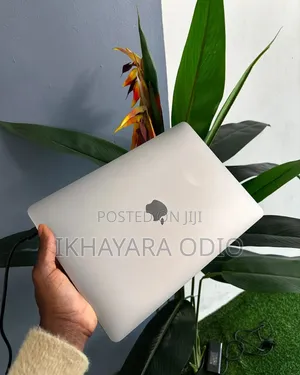 Laptop Apple MacBook 2016 8GB Intel Core i7 SSD 256GB