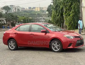 Toyota Corolla LE Eco Premium 4dr Sedan (1.8L 4cyl CVT) 2015 Red