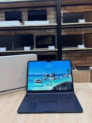 Laptop Apple MacBook Air 2025 M4 13-inch 8GB Apple M5 SSD 512GB