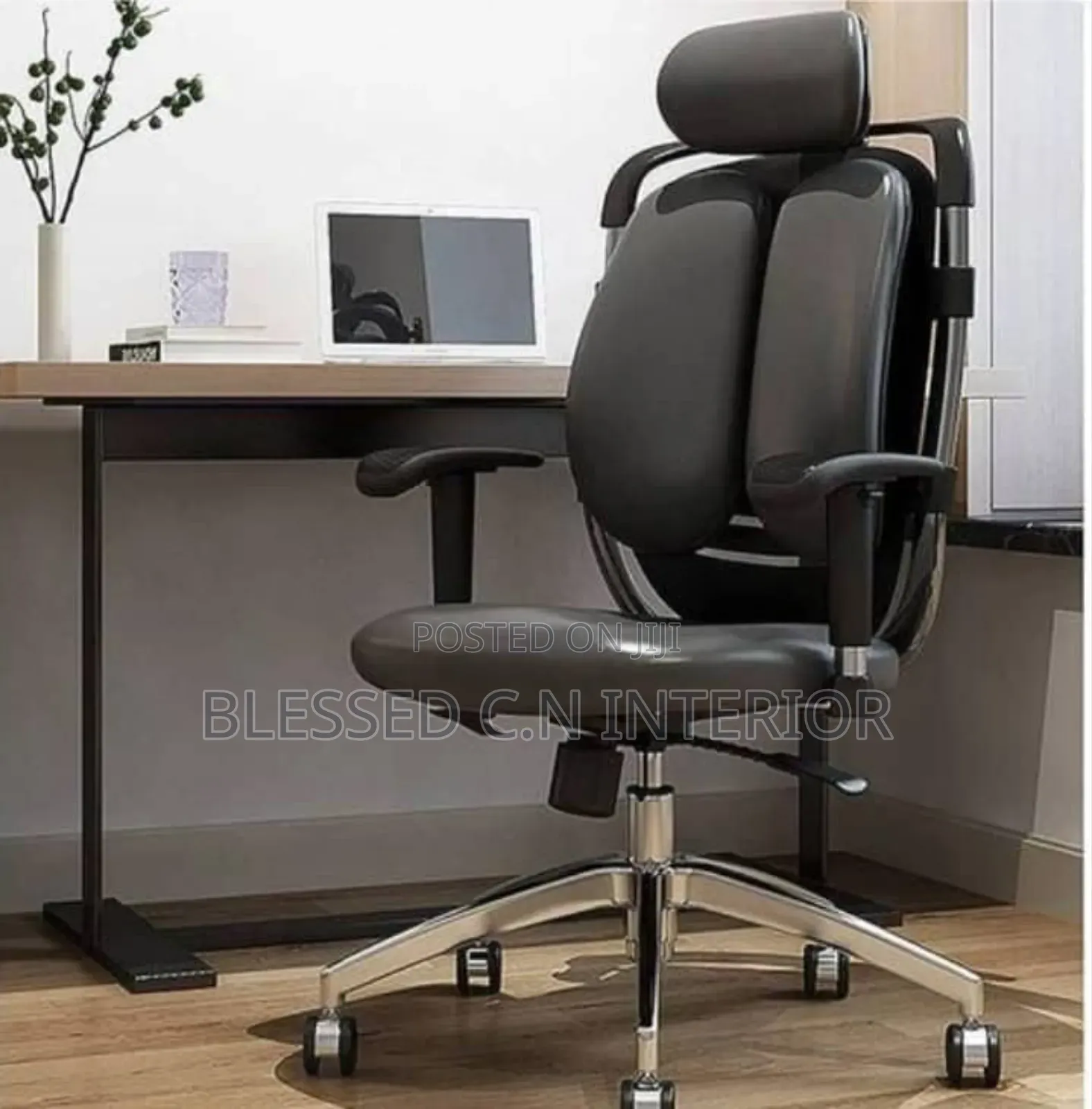 Kidney Office Chair