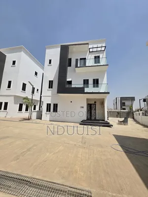 5bdrm Duplex in Jahi for sale