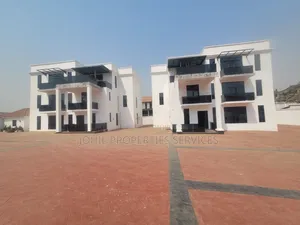 6bdrm Duplex in Asokoro for sale