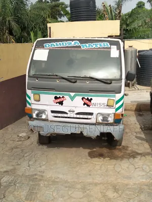 Nissan Cabstar 1999 White