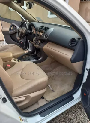 Toyota RAV4 3.5 Limited 4x4 2010 White