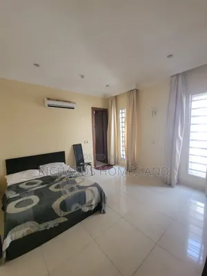 3bdrm Block of Flats in Old Ikoyi for rent