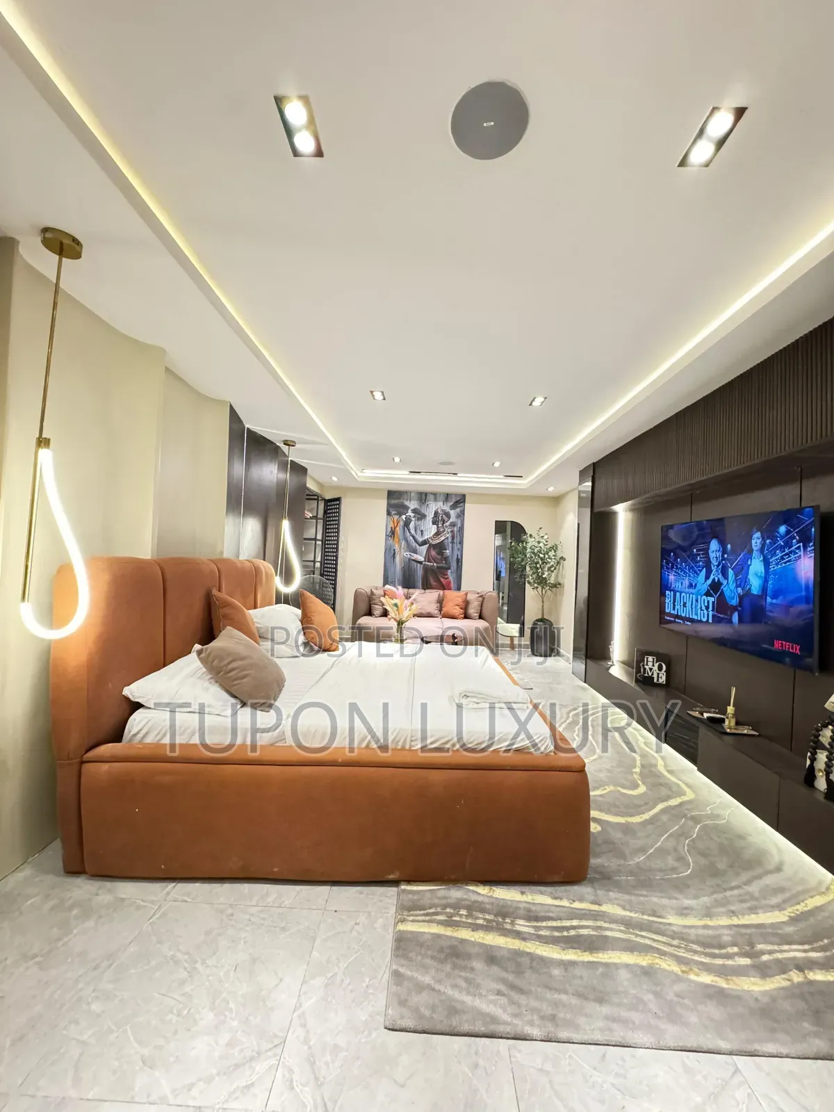 Spacious Studio Apartment With Mini Sea View a Work Space