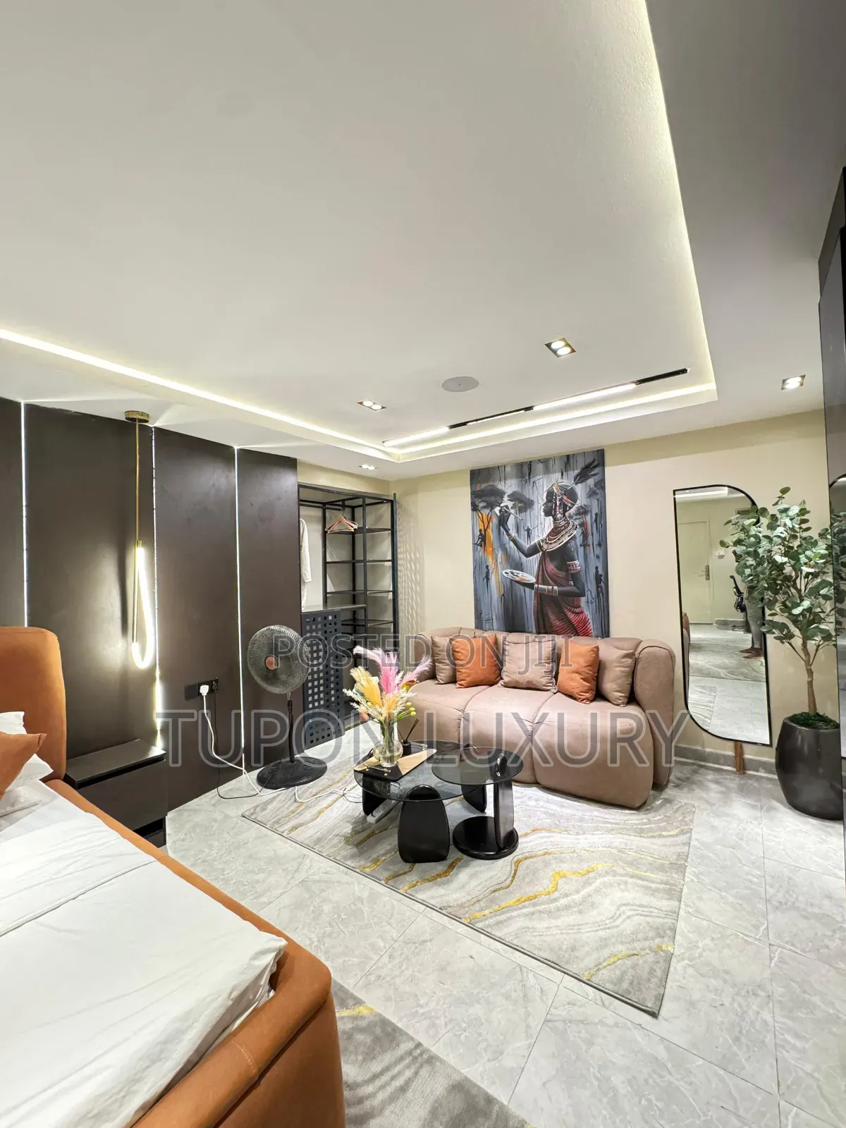 Spacious Studio Apartment With Mini Sea View a Work Space