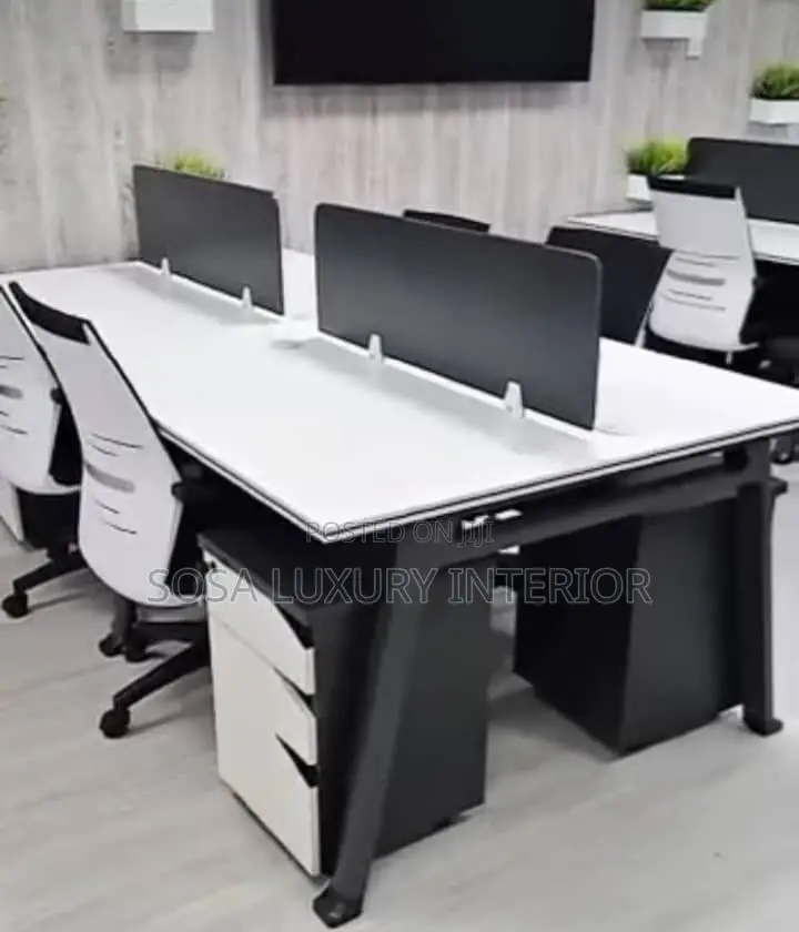 Quality Imported Office Workstation for 4