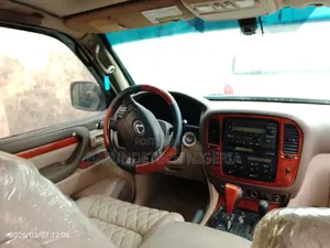 Lexus LX 470 AWD 2001 Black