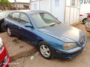 Hyundai Elantra 2006 Blue