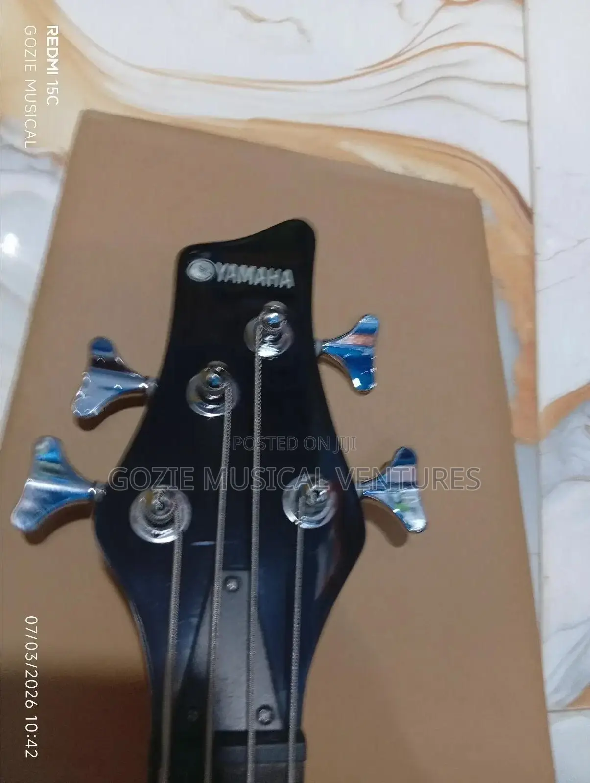 Yamaha Passive 4 Strings Bass Guitar