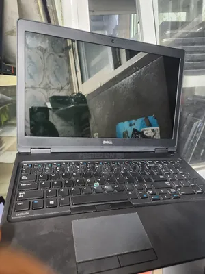 Laptop Dell Latitude 5580 8GB Intel Core i7 SSD 256GB