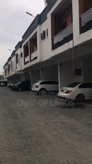 4bdrm Duplex in Ikota Villa for rent